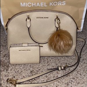 Medium Micheal Kors Beige
